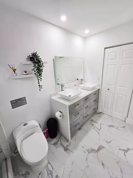 Coliving in Davie - Broward County, Miami