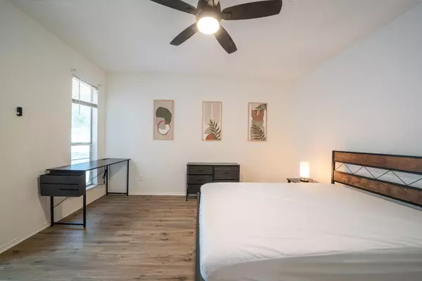 Coliving in Far West Side - West SATX, San Antonio