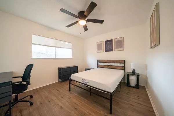 Coliving in Far West Side - West SATX, San Antonio