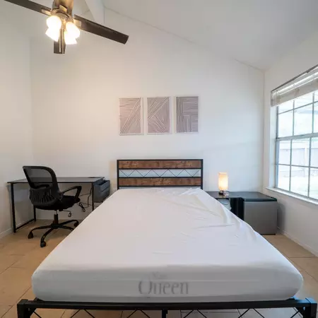 Coliving in Far West Side - West SATX, San Antonio
