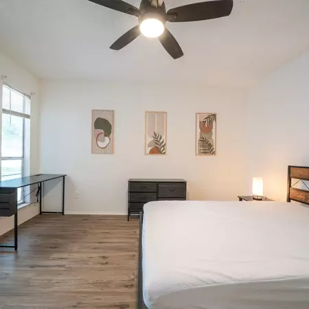 Coliving in Far West Side - West SATX, San Antonio