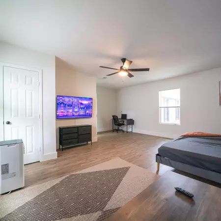 Coliving in Far West Side - West SATX, San Antonio