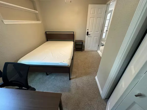 Coliving in Pleasant Grove - Se Dallas, Dallas