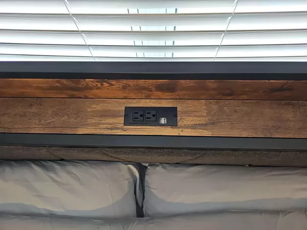 Coliving in Cedar Hills - Westside, Jacksonville
