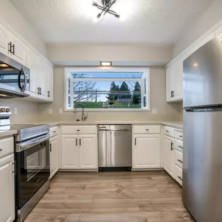 Coliving in Beaverton - Outer Portland, Portland