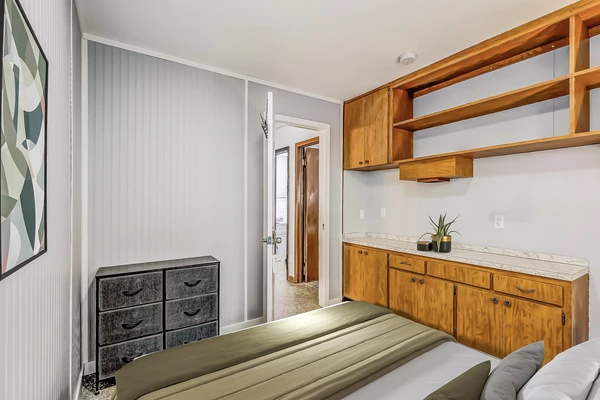 Coliving in Lake Forest - Northside, Jacksonville