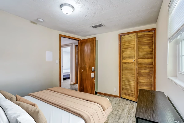 Coliving in Lake Forest - Northside, Jacksonville