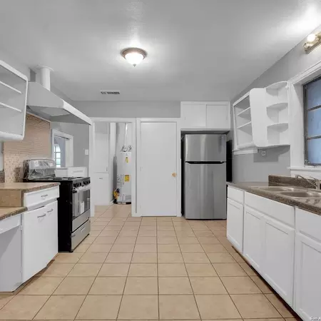 Coliving in Coliseum Willow Park - East SATX, San Antonio