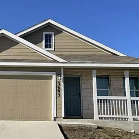Coliving in Brooks City Base - South SATX, San Antonio