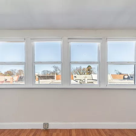 Studio Apartment for rent in Mount Pleasant - Washington Northwest, Washington DC