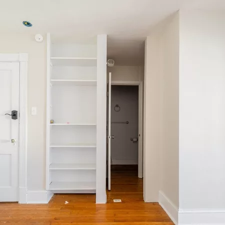 Studio Apartment for rent in Mount Pleasant - Washington Northwest, Washington DC