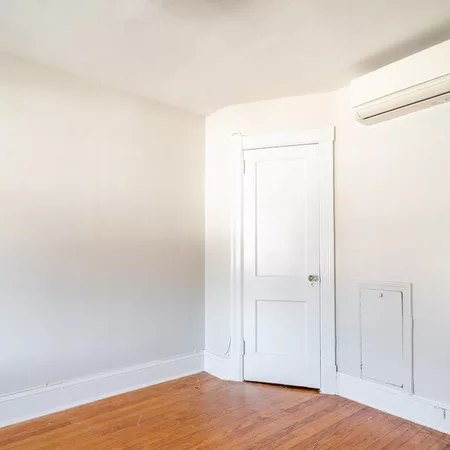Studio Apartment for rent in Mount Pleasant - Washington Northwest, Washington DC