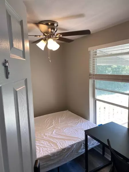 Coliving in DeSoto - Sw Dallas, Dallas
