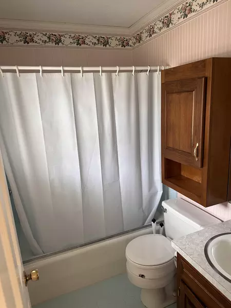 Coliving in North Ridge Estates - North Raleigh, Raleigh