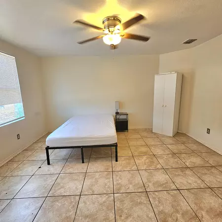 Coliving in Lancaster - Se Dallas, Dallas