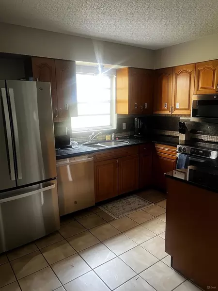 Coliving in Seffner - East Tampa, Tampa