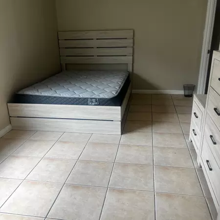 Coliving in Seffner - East Tampa, Tampa
