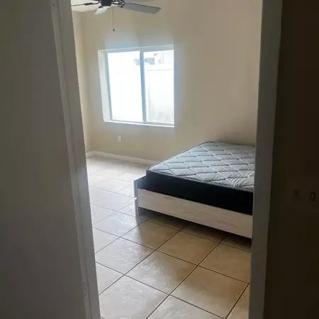 Coliving in Seffner - East Tampa, Tampa