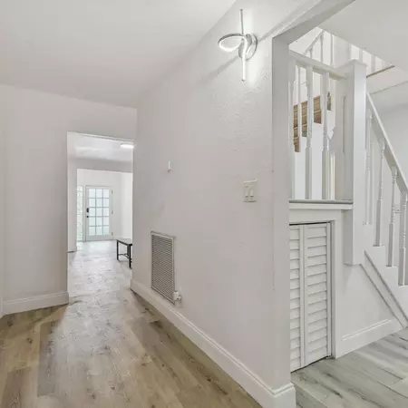 Coliving in Downtown St. Petersburg - Clearwater-St. Petersburg, Tampa
