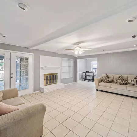 Coliving in Wolf Creek - Sw Dallas, Dallas