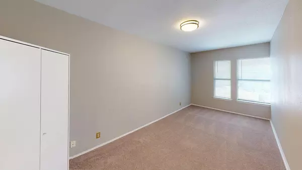 Coliving in Northwest Side - West SATX, San Antonio