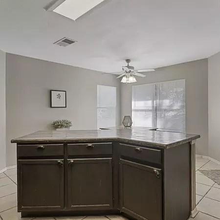 Coliving in Northwest Side - West SATX, San Antonio