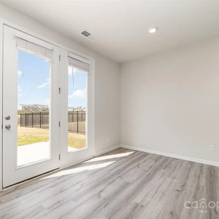 Coliving in Monroe - East Charlotte, Charlotte