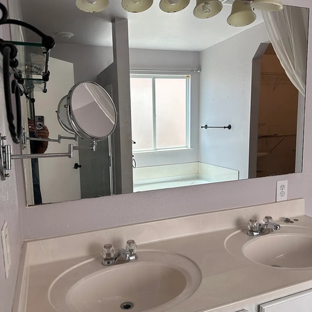 Coliving in Far West Side - West SATX, San Antonio