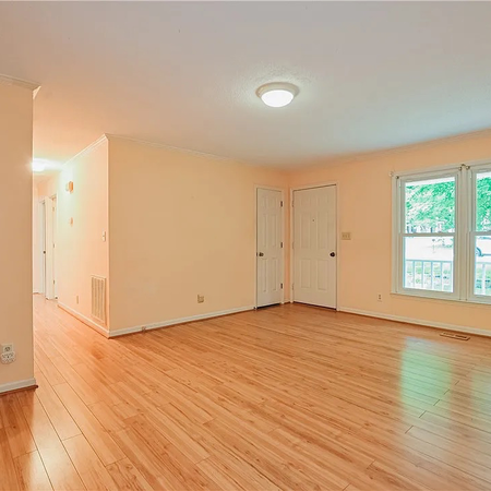 Coliving in Watts Hospital-Hillandale - Durham, Raleigh
