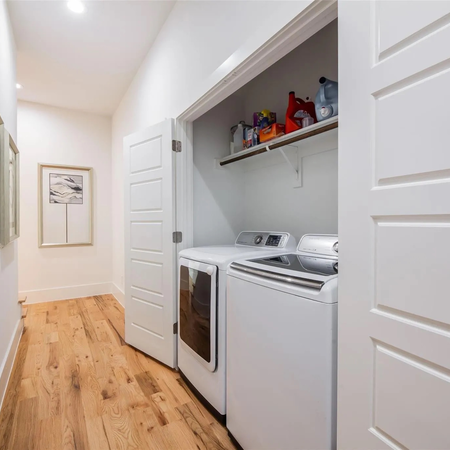 Coliving in Oak Cliff - Sw Dallas, Dallas