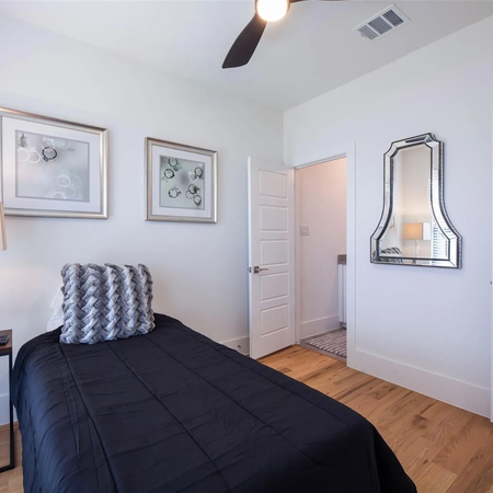 Coliving in Oak Cliff - Sw Dallas, Dallas