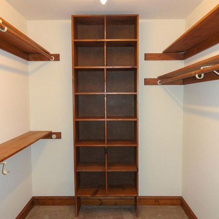 Coliving in Wade - Central Raleigh, Raleigh