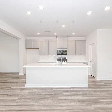 Coliving in Eagle Lake - West Charlotte, Charlotte