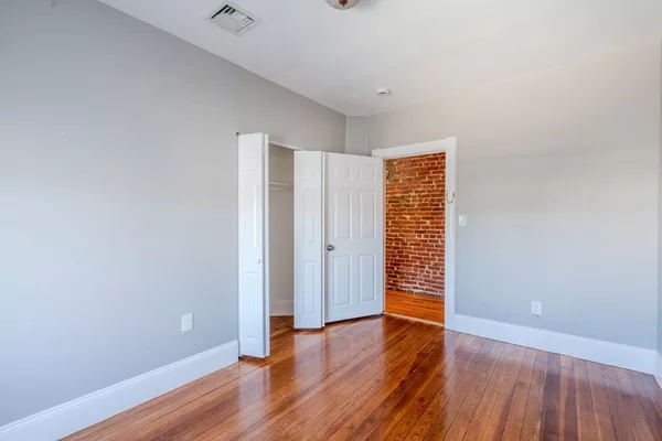 4 bedrooms apartment for rent in Allston - Boston, Boston