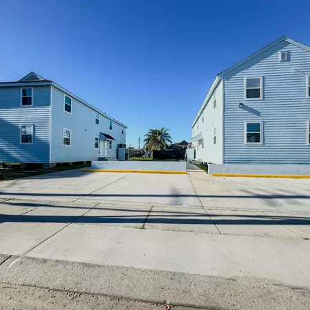 Coliving in Hollygrove - Uptown & Carrollton, New Orleans