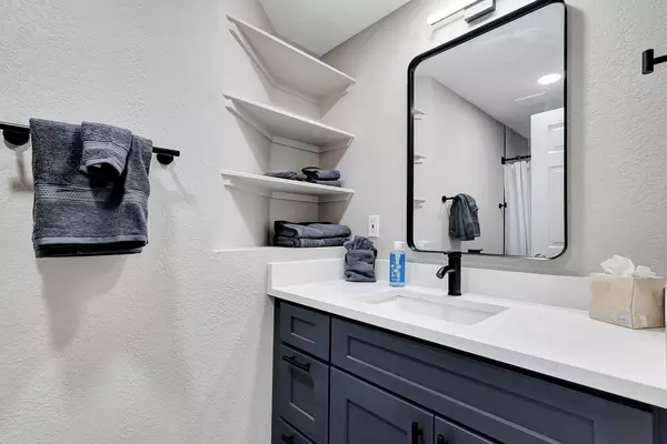 Coliving in Ybor City - Central Tampa, Tampa