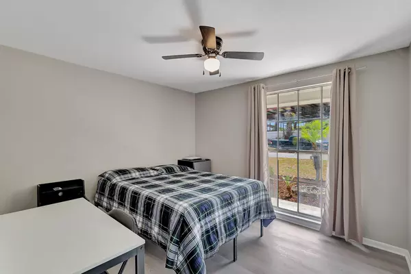 Coliving in Ybor City - Central Tampa, Tampa