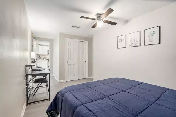 Coliving in Ybor City - Central Tampa, Tampa