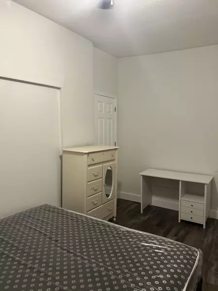 Coliving in Ybor City - Central Tampa, Tampa