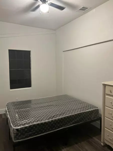 Coliving in Ybor City - Central Tampa, Tampa