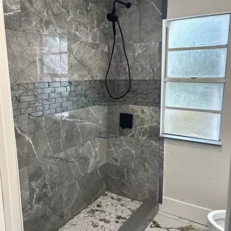 Coliving in Ybor City - Central Tampa, Tampa