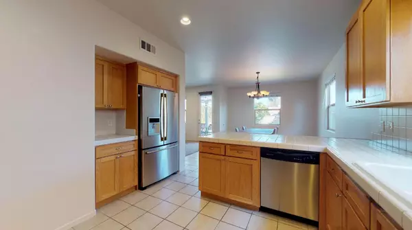 Coliving in Sun Valley - San Fernando Valley, Los Angeles