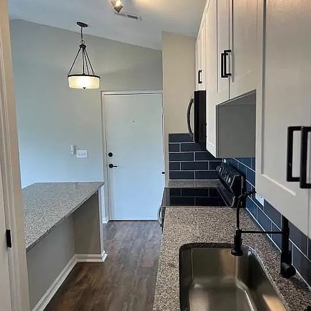 Coliving in Hickory Grove - East Charlotte, Charlotte
