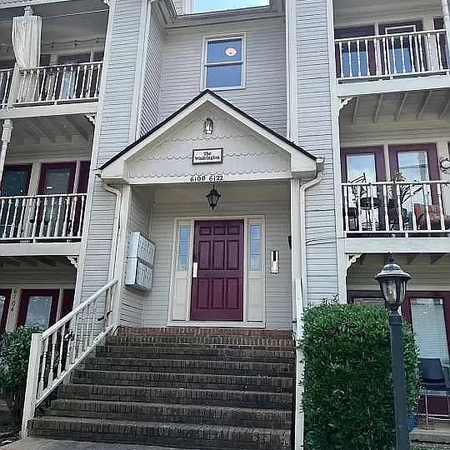 Coliving in Hickory Grove - East Charlotte, Charlotte