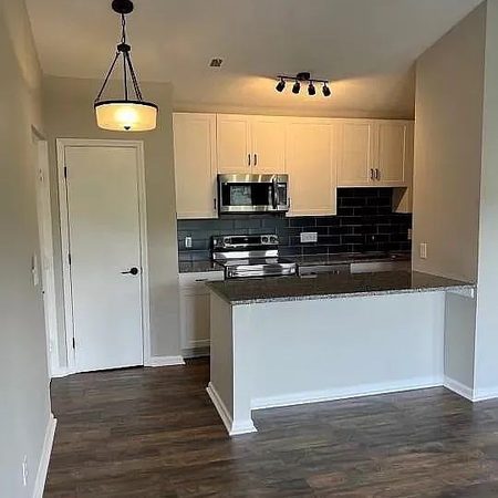 Coliving in Hickory Grove - East Charlotte, Charlotte
