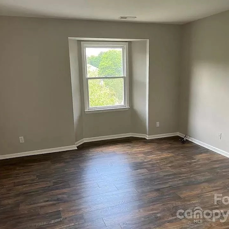 Coliving in Hickory Grove - East Charlotte, Charlotte