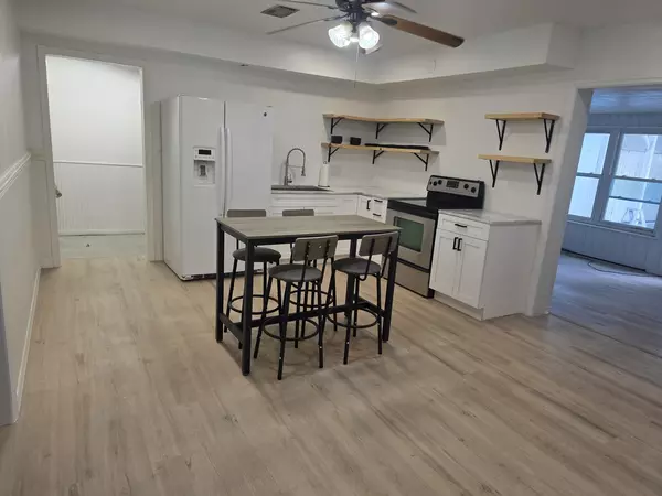 Coliving in Downtown St. Petersburg - Clearwater-St. Petersburg, Tampa
