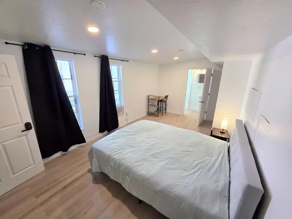 Coliving in Downtown St. Petersburg - Clearwater-St. Petersburg, Tampa