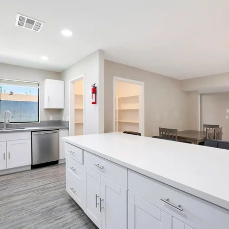 Coliving in Glendale - NW Valley, Phoenix
