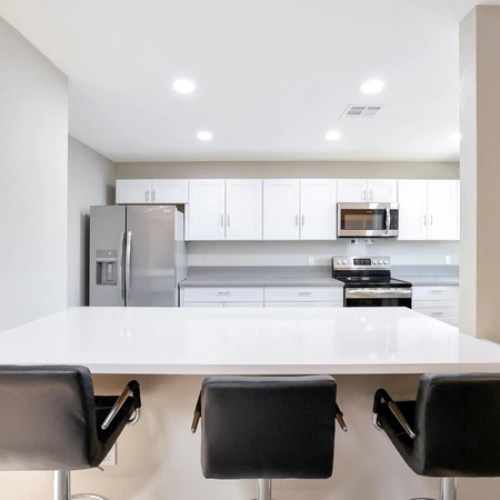 Coliving in Glendale - NW Valley, Phoenix